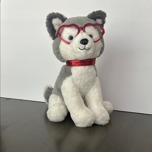 FAO SCHWARZ Adorable Gray and White PLUSH Husky Dog with Red Glasses